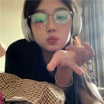 赤裸