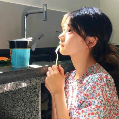 动作女主:水果应援团